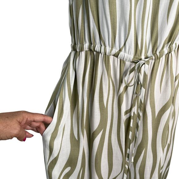 Easel Wide Leg Abstract Zebra Ruffled Flutter Sleeve Sage White Jumpsuit S NWT - Picture 4 of 12